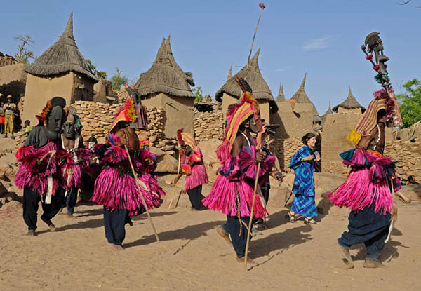 Audio scene from Sirens in the Soul